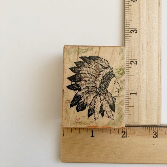 PSX Native American Indian Headdress Wood Rubber Stamp D- 250 - Picture 3 of 3